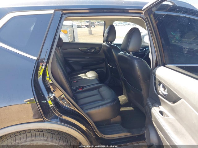 JN8AT2MT7JW465700 Nissan Rogue