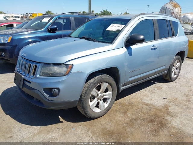 Jeep Compass 2014 1C4NJCBB1ED587067 Image 2