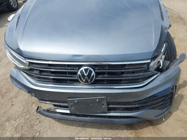3VV8B7AXXNM014527 Volkswagen Tiguan