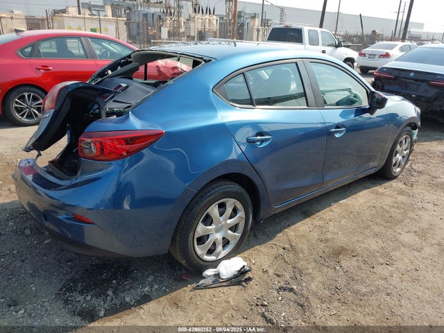 Mazda pe 2018 3MZBN1U76JM186159 Image 4