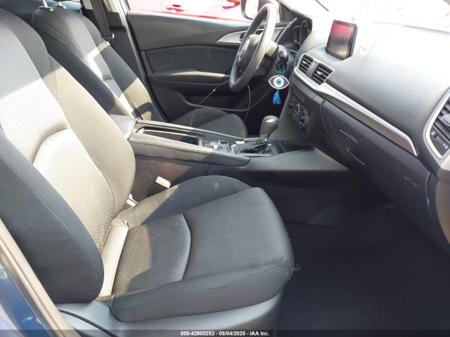 Mazda pe 2018 3MZBN1U76JM186159 Image 5