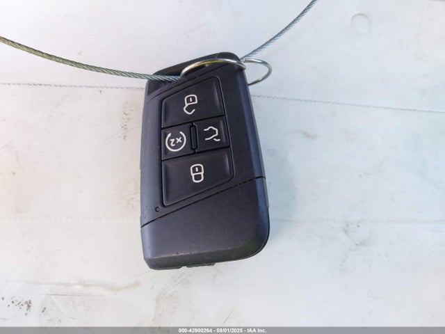 3VV3B7AX9NM067410 Volkswagen Tiguan