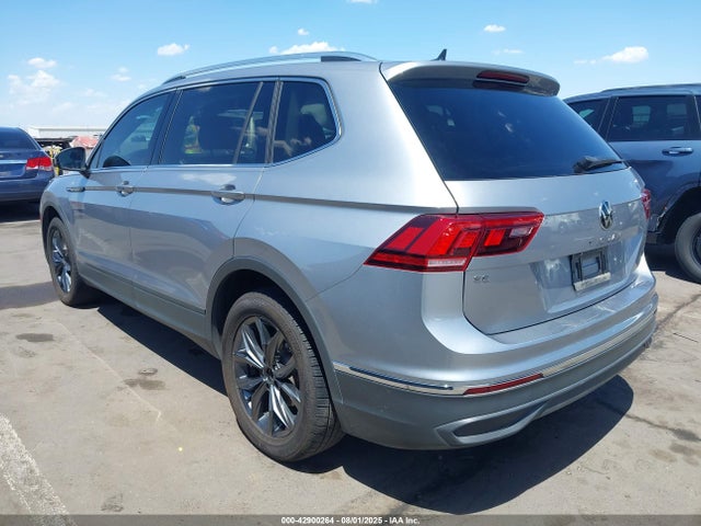 3VV3B7AX9NM067410 Volkswagen Tiguan