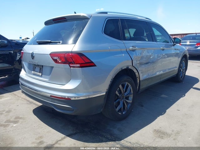 3VV3B7AX9NM067410 Volkswagen Tiguan