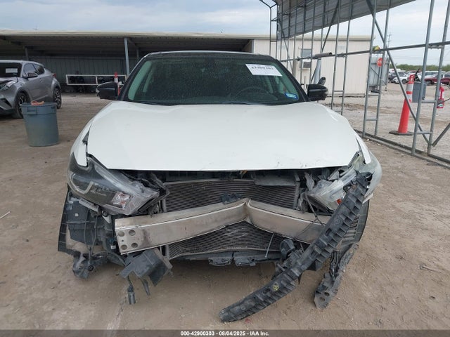 Nissan Maxima 2016 1N4AA6AP3GC422584 Image 13
