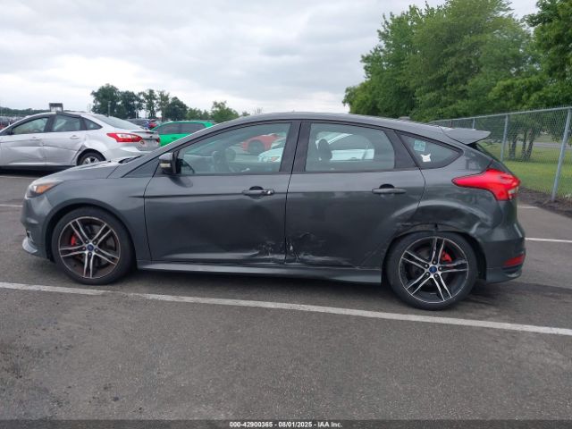 2017 FORD FOCUS ST 1FADP3L94HL227247 Photo 5