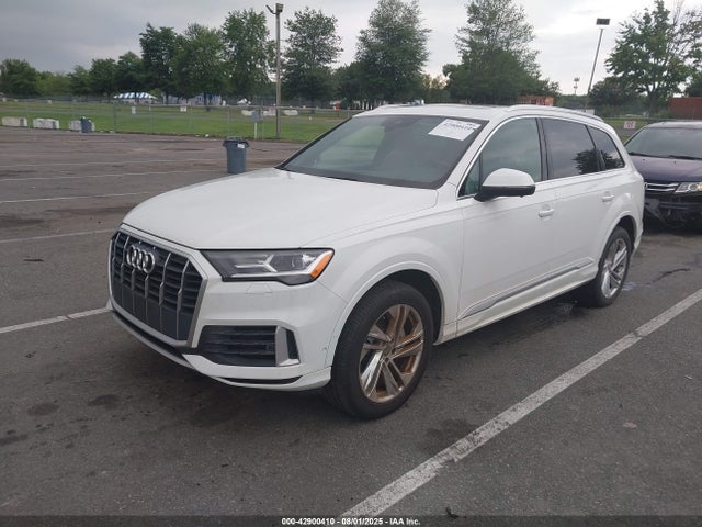 2020 AUDI Q7 WA1LXAF7XLD003210 Photo 1