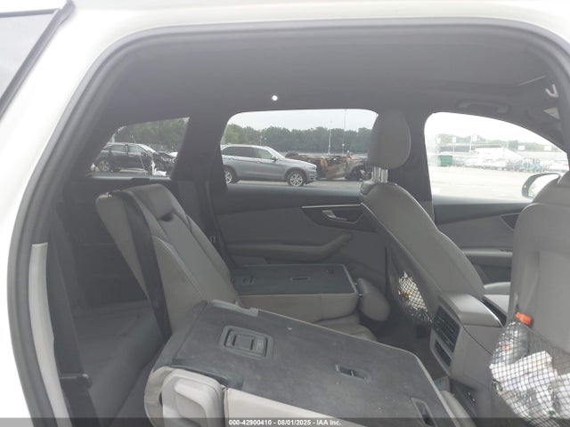 2020 AUDI Q7 WA1LXAF7XLD003210 Photo 7