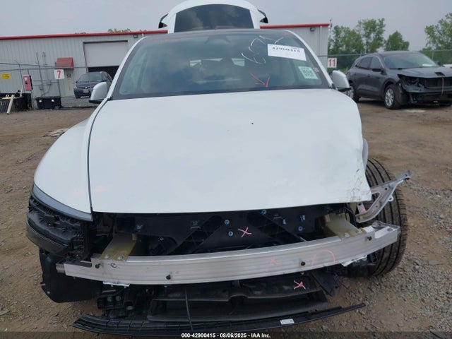 2026 TESLA MODEL Y 7SAYGDEE5TF333281 Photo 5