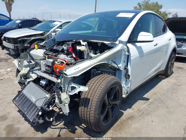 2026 TESLA MODEL Y 7SAYGDEE5TF346323 Photo 1