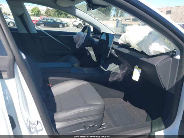 2025 TESLA MODEL 3 5YJ3E1EB1SF001368 Photo 4
