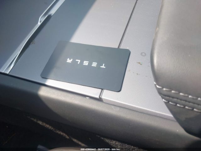 2025 TESLA MODEL 3 5YJ3E1ET3SF971313 Photo 10