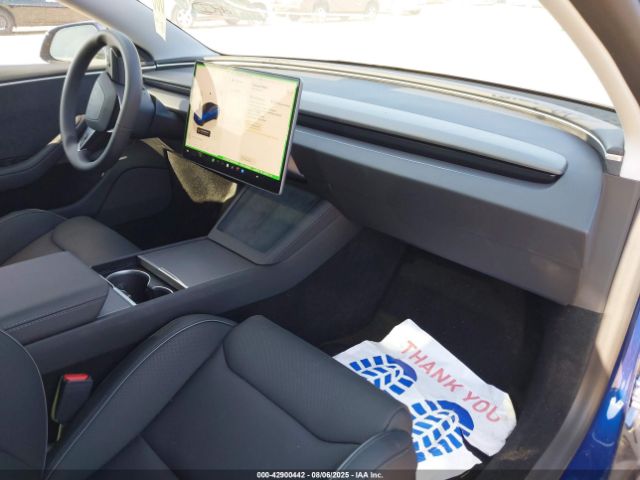 2025 TESLA MODEL 3 5YJ3E1ET3SF971313 Photo 4