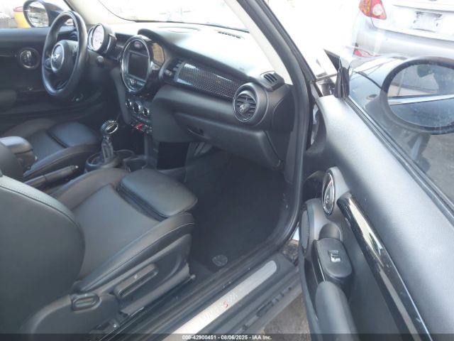 2018 MINI HARDTOP WMWXP7C5XJ2A47181 Photo 4