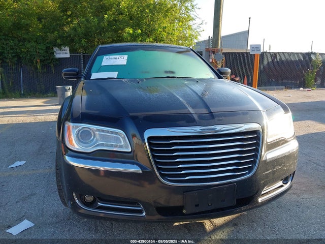 Chrysler 300 2014 2C3CCARG2EH381884 Image 6