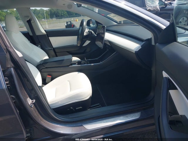 2020 TESLA MODEL 3 5YJ3E1EB7LF639139 Photo 4