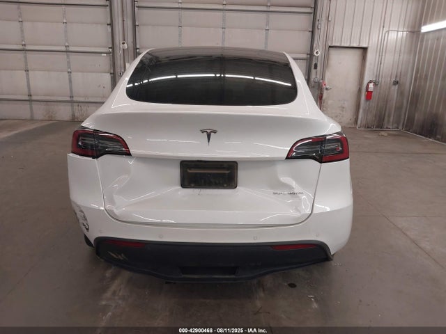 7SAYGDEE2NF421014 Tesla Model Y