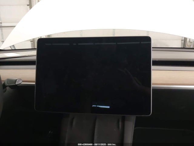 7SAYGDEE2NF421014 Tesla Model Y