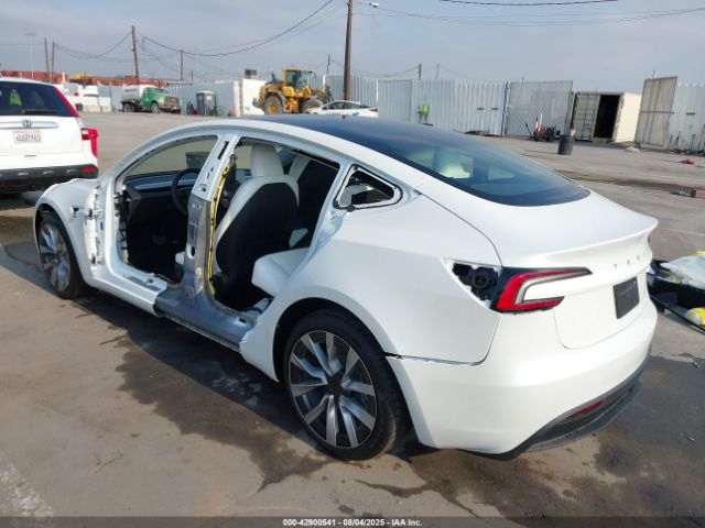 2025 TESLA MODEL 3 5YJ3E1EA1SF012748 Photo 2