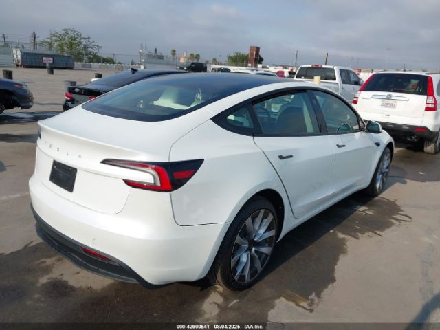 2025 TESLA MODEL 3 5YJ3E1EA1SF012748 Photo 3