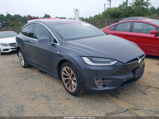 2016 TESLA MODEL X 5YJXCDE27GF030910 Photo 0