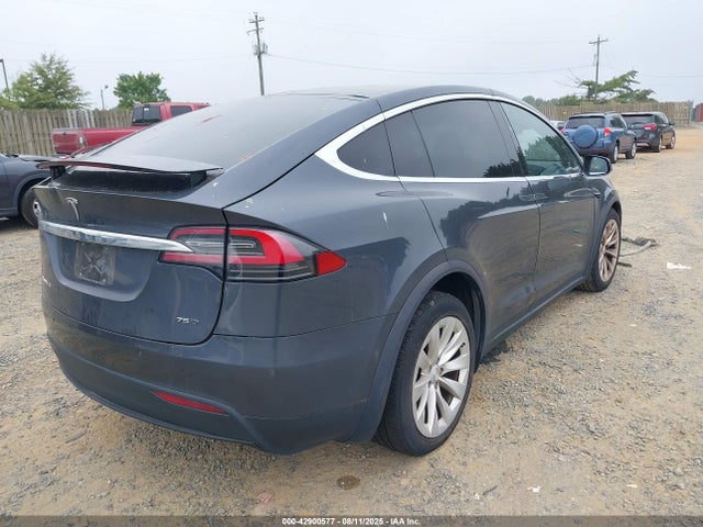 2016 TESLA MODEL X 5YJXCDE27GF030910 Photo 3