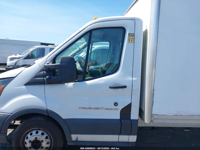 Ford Transit 2018 1FDBF8ZM8JKA62159 Image 14