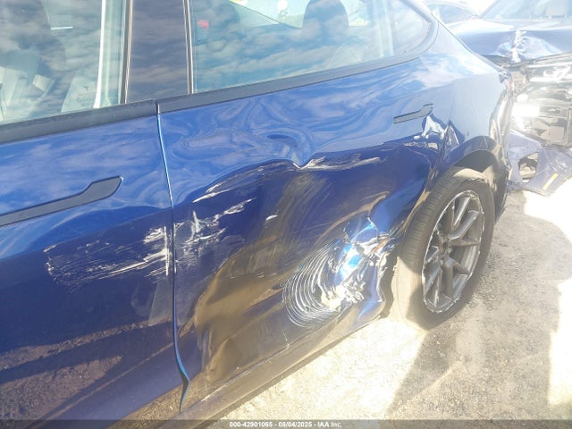 2021 TESLA MODEL 3 5YJ3E1EAXMF017059 Photo 5