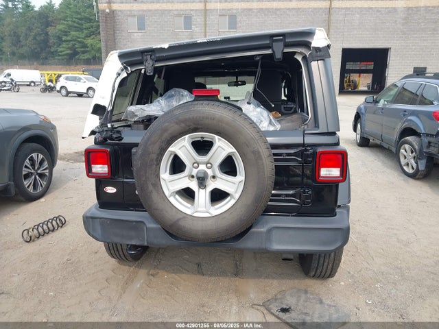 1C4HJXDG7LW105667 Jeep 2020