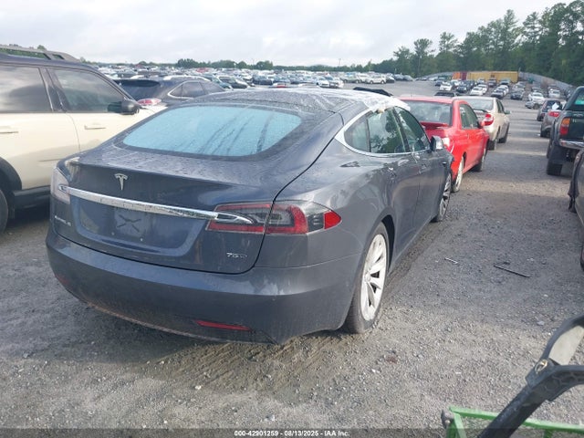 2016 TESLA MODEL S 5YJSA1E29GF170486 Photo 3