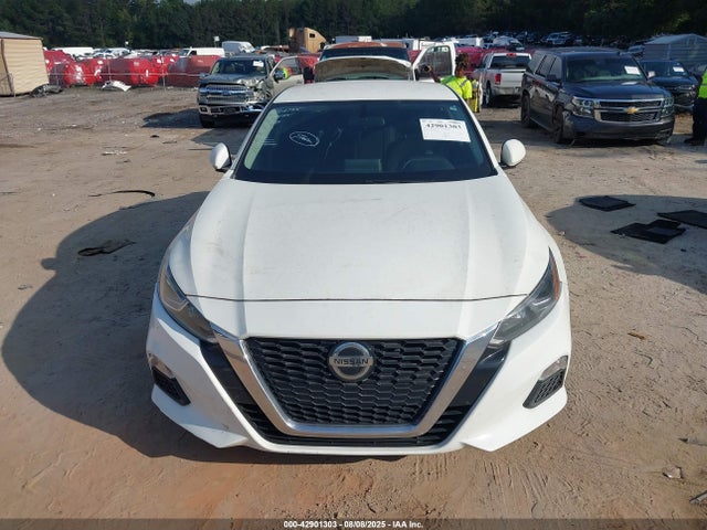 Nissan 2019 2019 1N4BL4BVXKC114370 Image 12