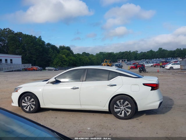 Nissan 2019 2019 1N4BL4BVXKC114370 Image 14