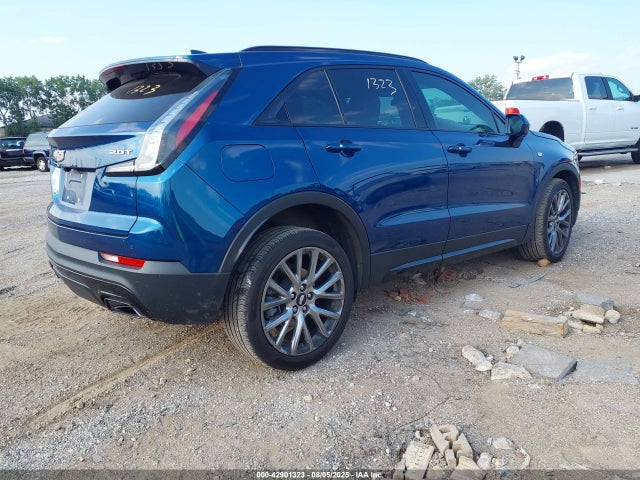 2019 CADILLAC XT4 1GYFZER41KF196785 Photo 3