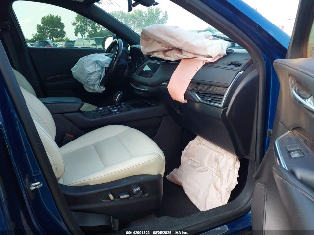 2019 CADILLAC XT4 1GYFZER41KF196785 Photo 4