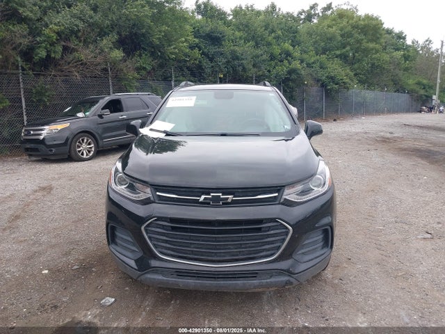KL7CJPSM8NB551076 Chevrolet le2