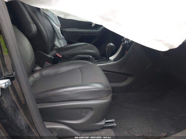 KL7CJPSM8NB551076 Chevrolet le2