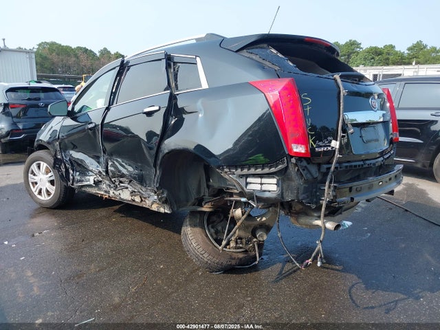 2015 CADILLAC SRX 3GYFNEE31FS584240 Photo 2