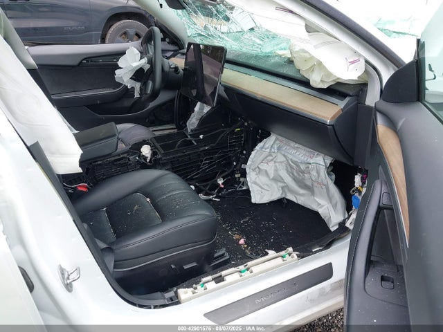 2021 TESLA MODEL 3 5YJ3E1EB7MF037939 Photo 4