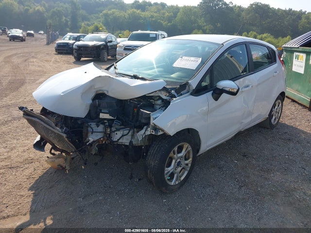 Ford Fiesta 2014 3FADP4EJ5EM153618 Image 2