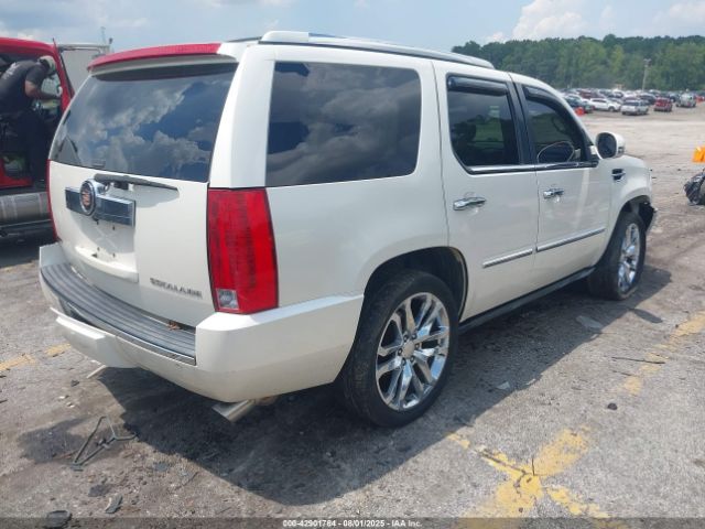 2011 CADILLAC ESCALADE 1GYS3CEF5BR309258 Photo 3