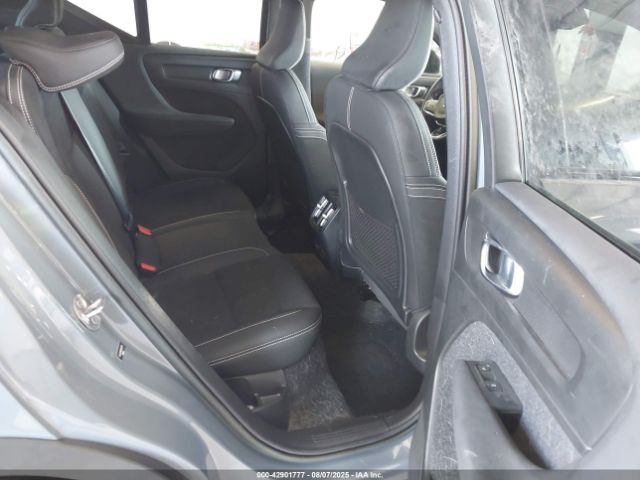2023 VOLVO XC40 RECHARGE PURE ELECTRIC YV4ED3UMXP2087183 Photo 7