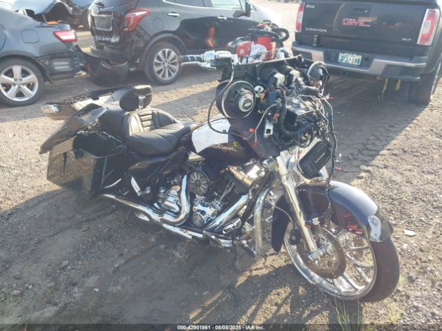 2011 HARLEY-DAVIDSON FLHX 1HD1KB411BB603655