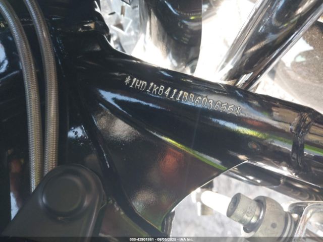 2011 HARLEY-DAVIDSON FLHX 1HD1KB411BB603655 Photo 9