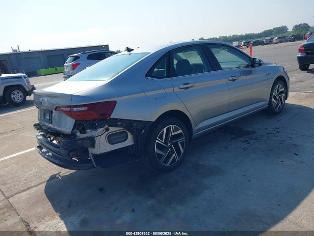 3VWGM7BU4PM049217 Volkswagen tsi