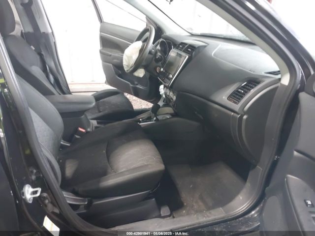 2020 MITSUBISHI OUTLANDER SPORT JA4AP3AU5LU007536 Photo 4