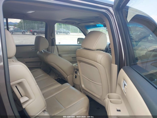 Honda j35z4 2015 5FNYF3H57FB021960 Image 8
