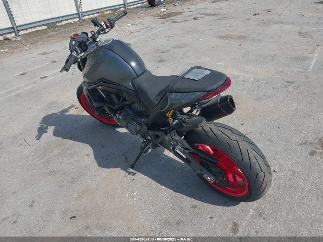 Ducati 2024 2024 ZDMMAMDTXRB008509 Image 3