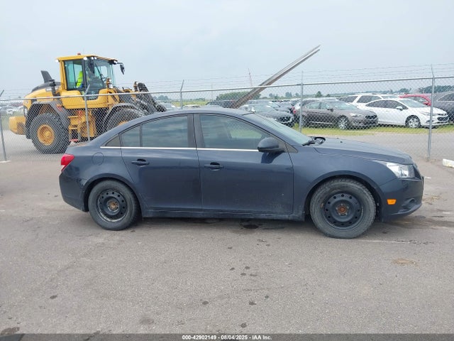 1G1P75SZ9E7253750 Chevrolet luz