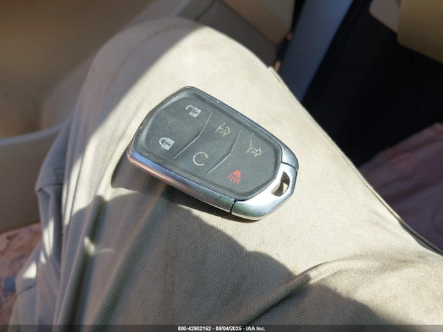 2017 CADILLAC XT5 1GYKNARS5HZ197138 Photo 10