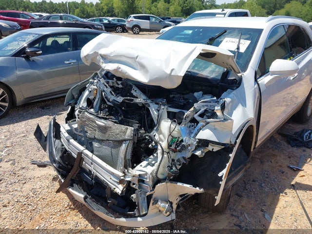 2017 CADILLAC XT5 1GYKNARS5HZ197138 Photo 5
